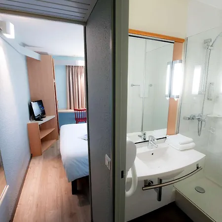 Ibis Nantes La Beaujoire Parc Expo Hotel Exterior photo